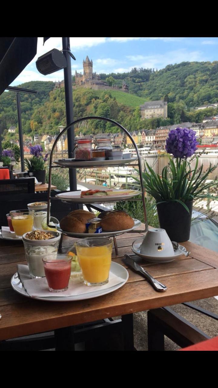 Hotel Am Hafen Cochem Exterior photo